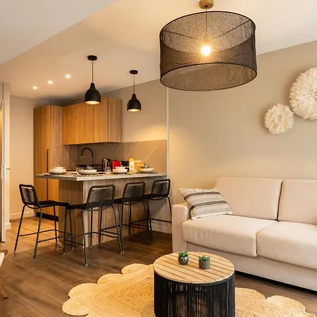 Host Mayfair Apartment *